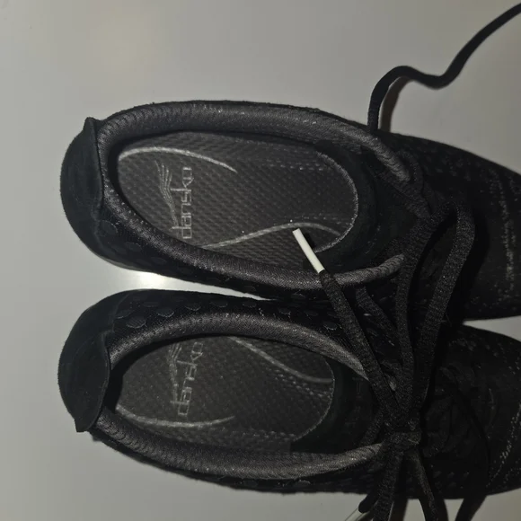Dansko Hanna Women 38/US8 Black Fabric Nursing Polka Dot Lace Up Sneakers - Picture 7 of 7